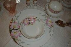 Noritake Azalea Set of Dishes