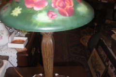 Iron table lamp with painted glass shade